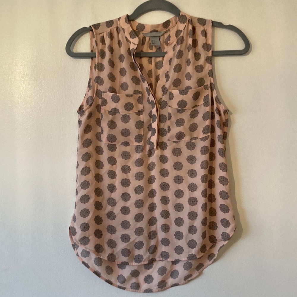 H&M light pink sleeveless blouse